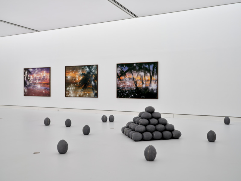 Installationsansicht Kunsthalle Mainz: Julian Charrière: Pacific Fiction, 2016, Hickory – First Light, 2016, Tewa – First Light, 2016, Castle Bravo – First Light, 2016